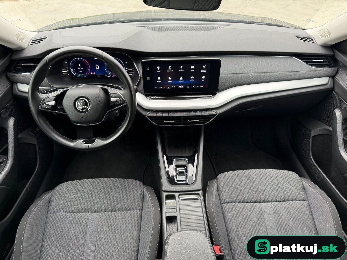 Škoda Octavia IV Combi 2.0 TDI DSG – fotka 5