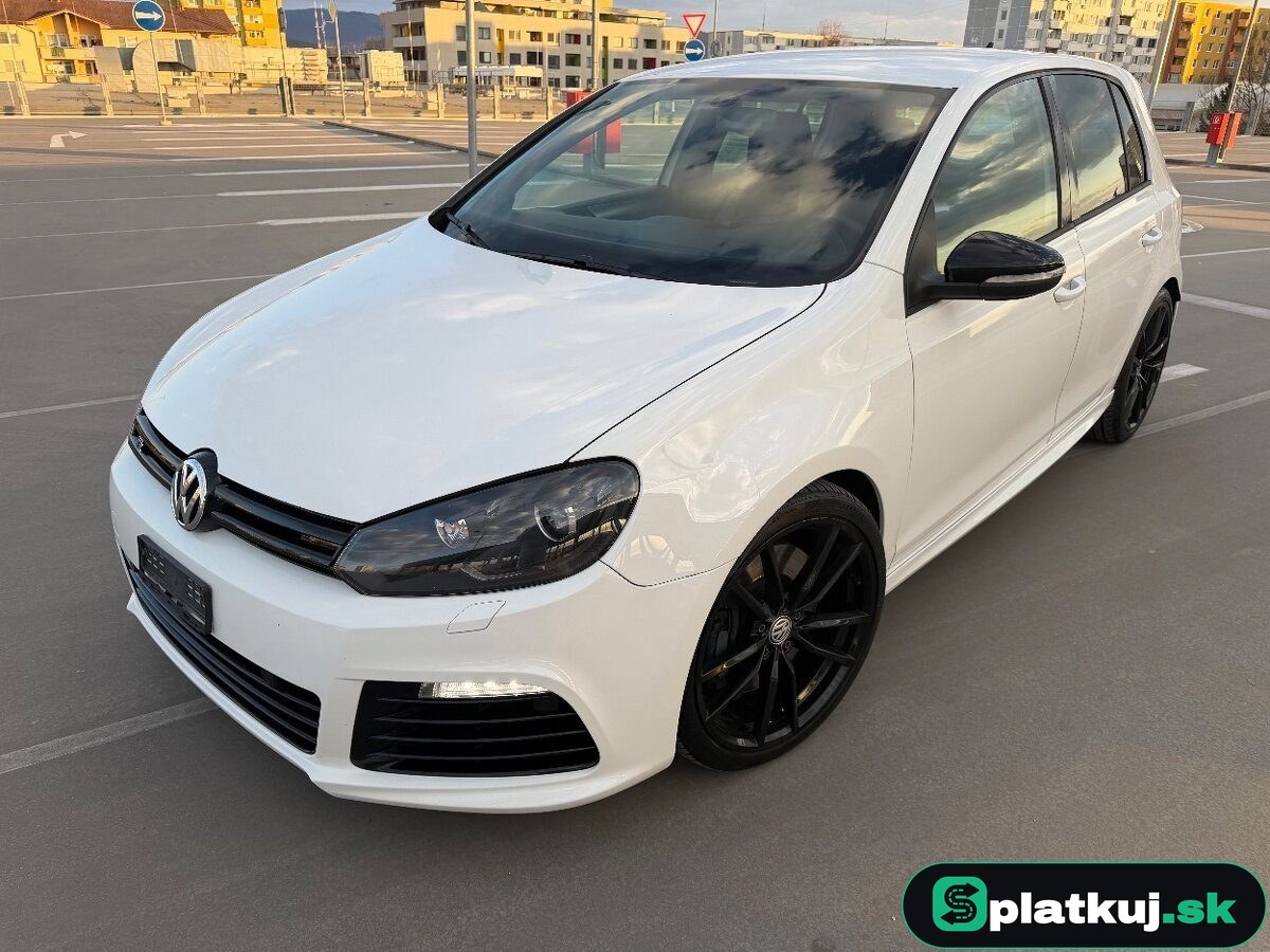 Volkswagen Golf R 2.0 TSI DSG – fotka 2