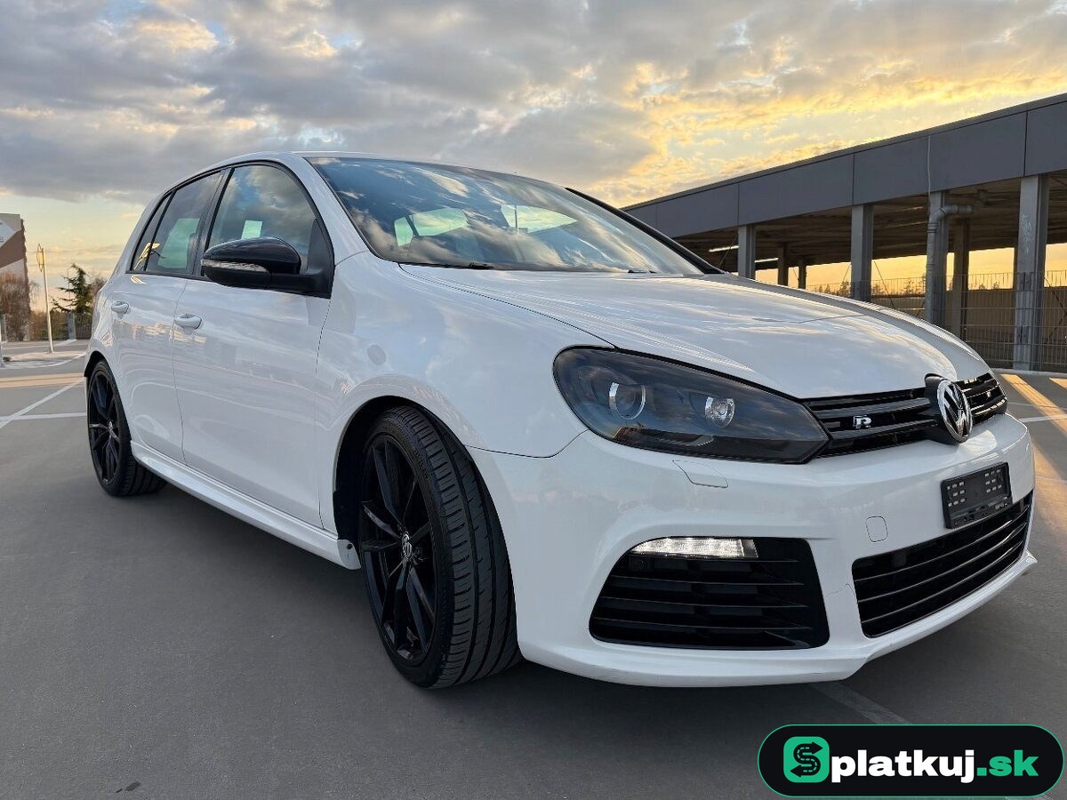 Volkswagen Golf R 2.0 TSI DSG – fotka 3