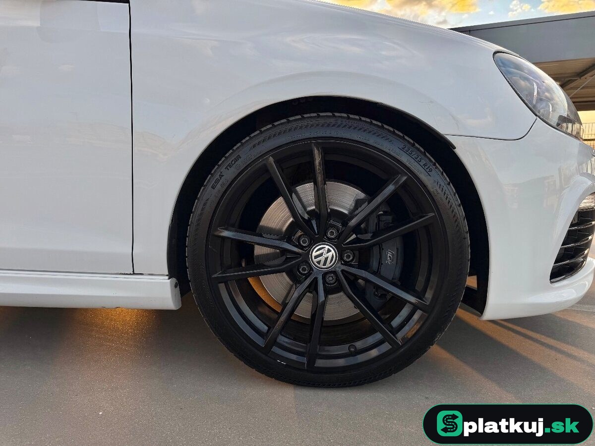 Volkswagen Golf R 2.0 TSI DSG – fotka 5
