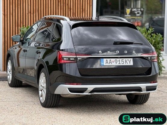 Škoda Superb Combi Scout 2.0 TSI 4x4 – fotka 3