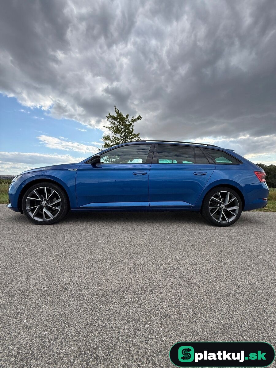 Škoda Superb Combi Sportline – fotka 3