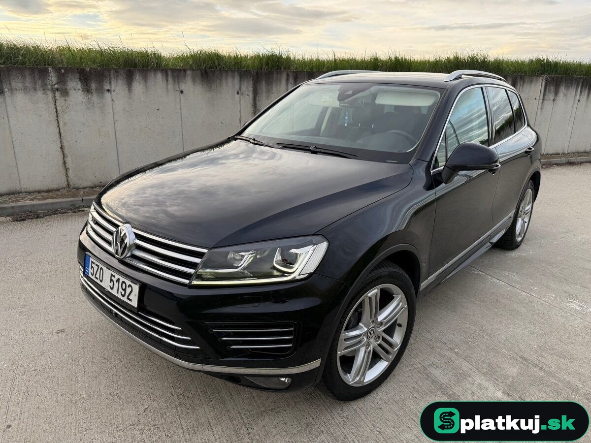 Volkswagen Touareg 3.0 TDI 4Motion R-Line – fotka 2