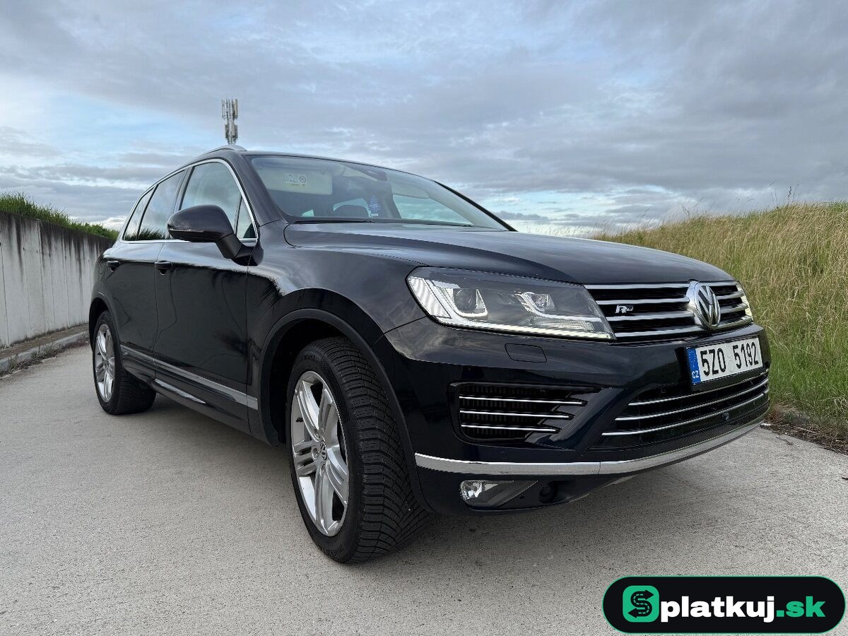 Volkswagen Touareg 3.0 TDI 4Motion R-Line – fotka 3