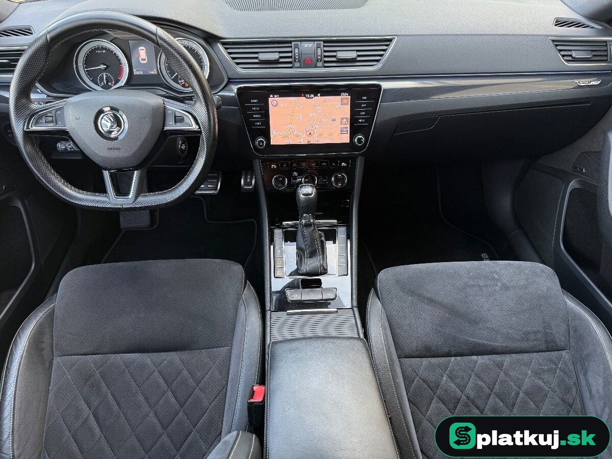 Škoda Superb Combi Sportline – fotka 5