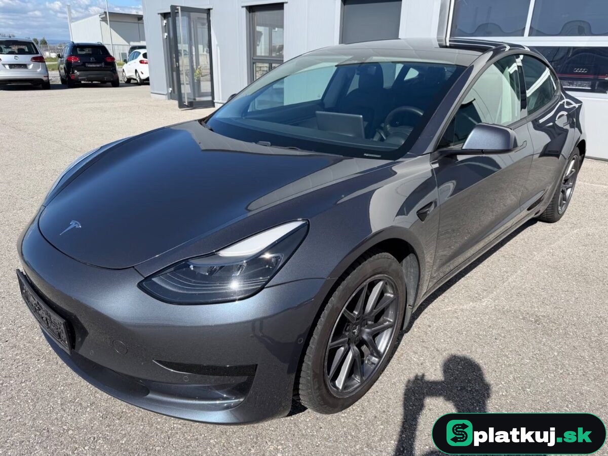 Tesla Model 3 Standard Range – fotka 1