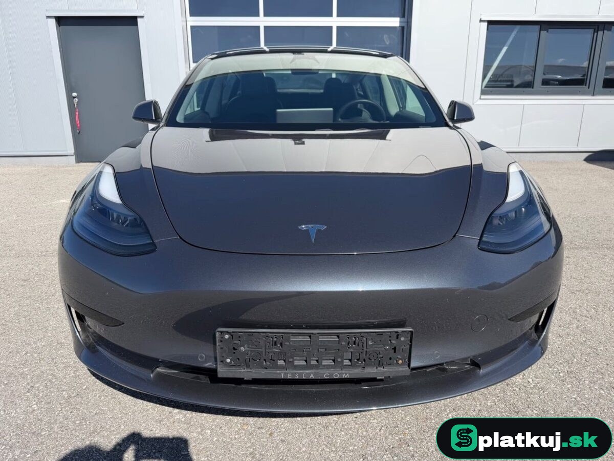 Tesla Model 3 Standard Range – fotka 2