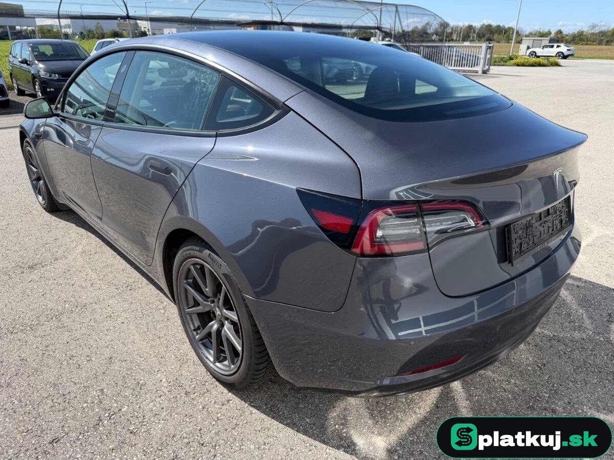 Tesla Model 3 Standard Range – fotka 5