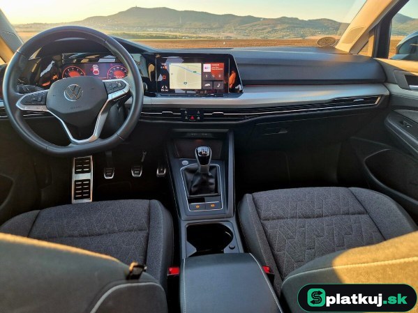 Volkswagen Golf 1.5 TSI Move – fotka 4