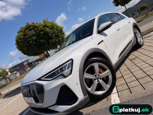 Audi e-tron 55 quattro S line