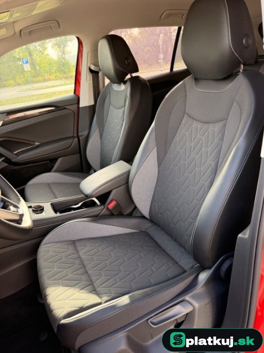 Volkswagen Tiguan 1.5 eTSI Goal DSG – fotka 5