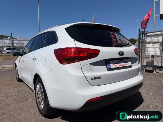 Kia cee'd SW 1.6 CRDi Gold – fotka 3