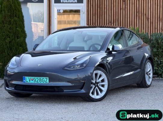 Tesla Model 3 Long Range AWD