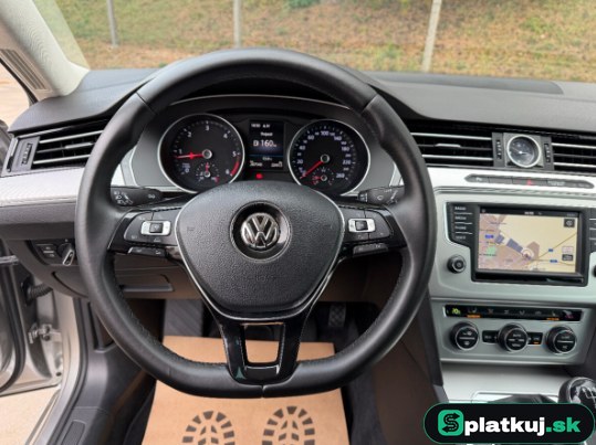 Volkswagen Passat Variant 2.0 TDI R-Line – fotka 5