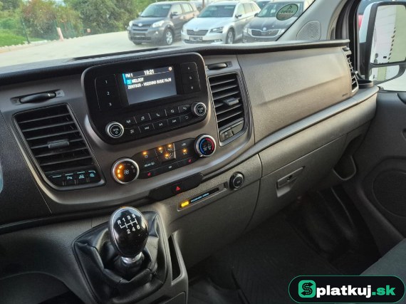 Ford Transit Custom 2.0 TDCi 8-miestny – fotka 4