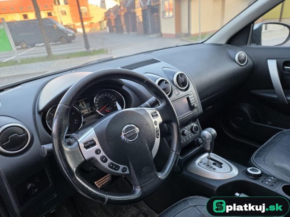 Nissan Qashqai+2 2.0 dCi 4x4 Tekna 7-miestny – fotka 4