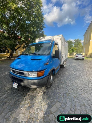 Iveco Daily 35C13 chladiarenská dodávka – fotka 3
