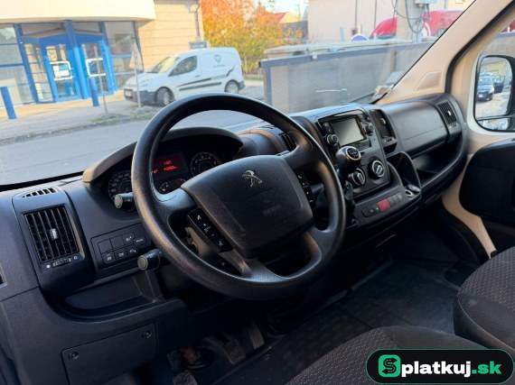 Peugeot Boxer Furgon 2.2 BlueHDi L3H2 – fotka 4