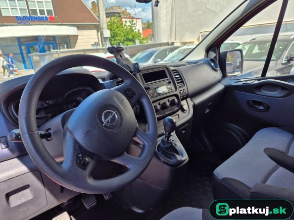 Opel Vivaro Kombi 1.6 CDTI BiTurbo L2H1 – fotka 4