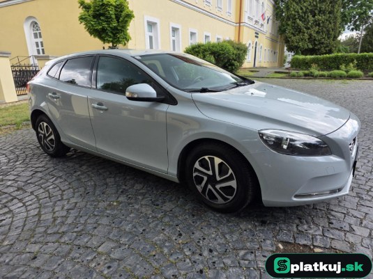 Volvo V40 D2 Momentum
